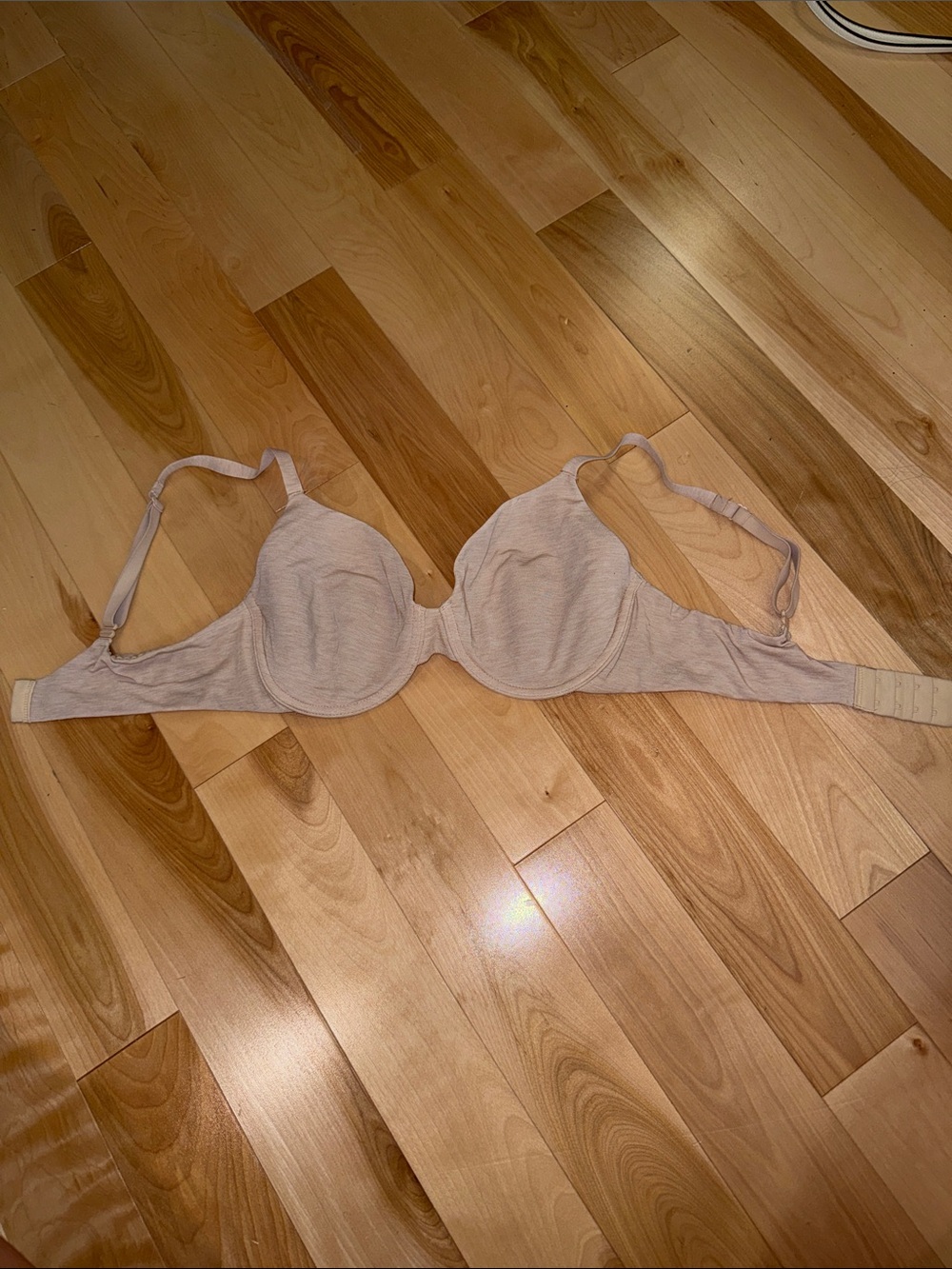 Seamless Light Beige Underwire Tee Shirt Everyday Bra 36C